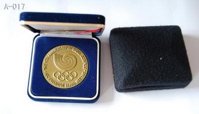 第十届汉城奥林匹克纪念日及IOC执委会会议纪念章
